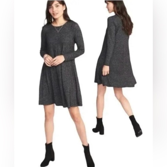 Old Navy Dresses & Skirts - Old Navy Charcoal Long Sleeve Sweater  Dress…….383-Hanger